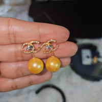 Stud Earrings in Fresh Water Pearl