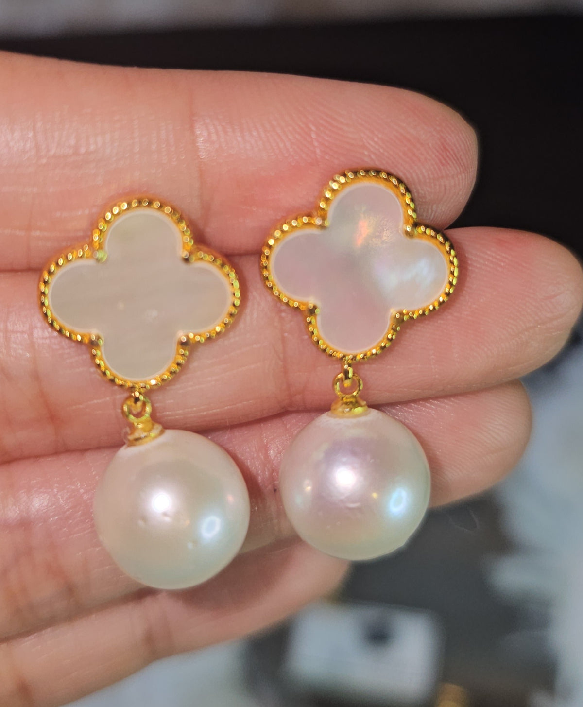 Stud Dangling Earrings in Fresh Water Pearl