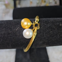 Bangles Bracelet in Fresh Water Pearl